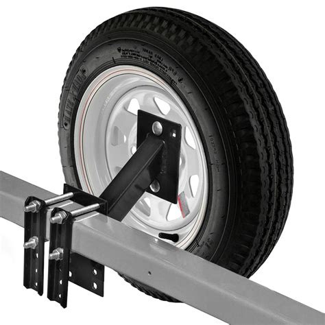 Easy Access: Choosing the Right Steps and Ladders for Your Magic Tilt Trailer